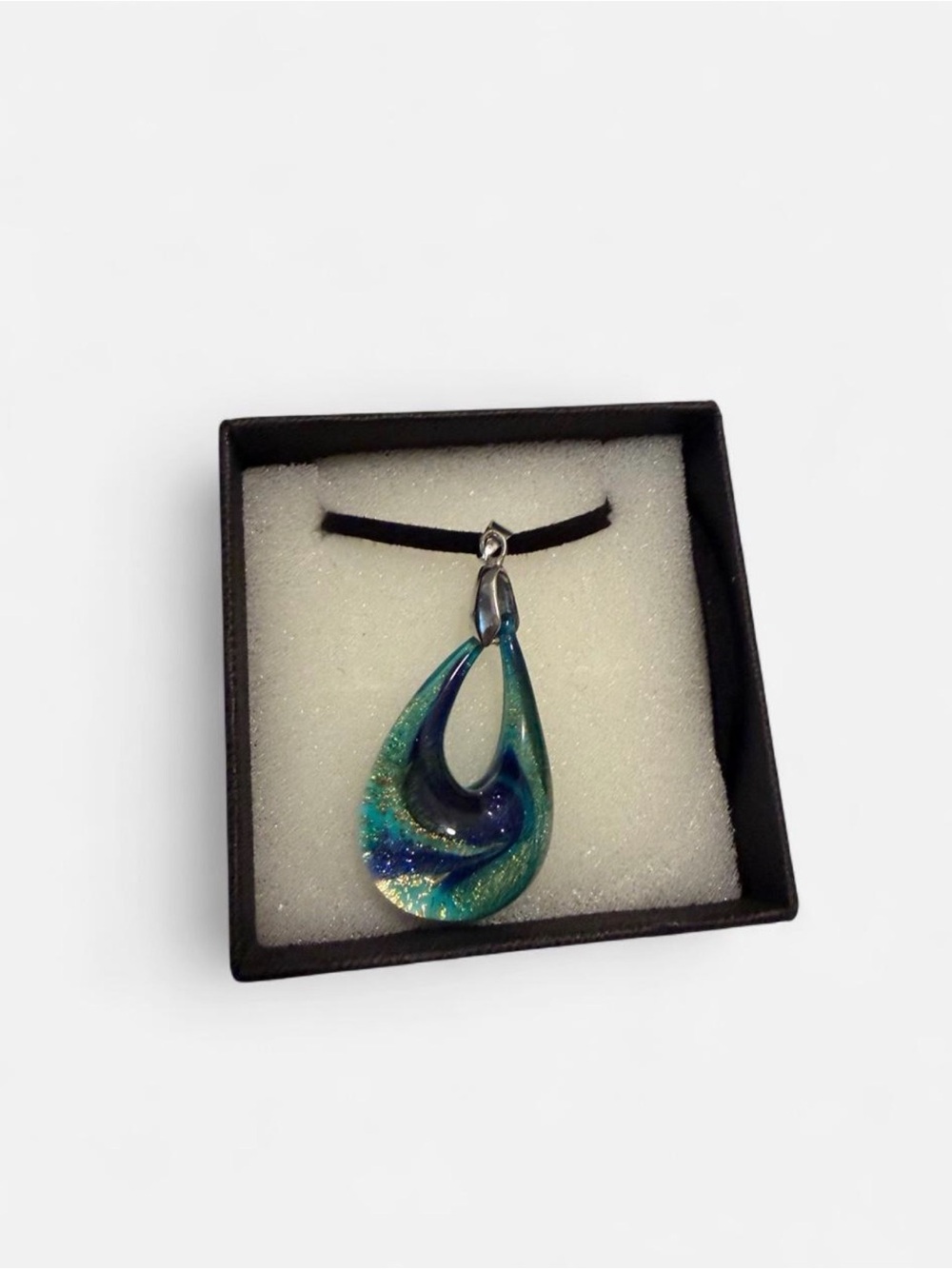 Murano Glass Italian Pendant Necklace – Handcrafted Glass – Purchased in Italy